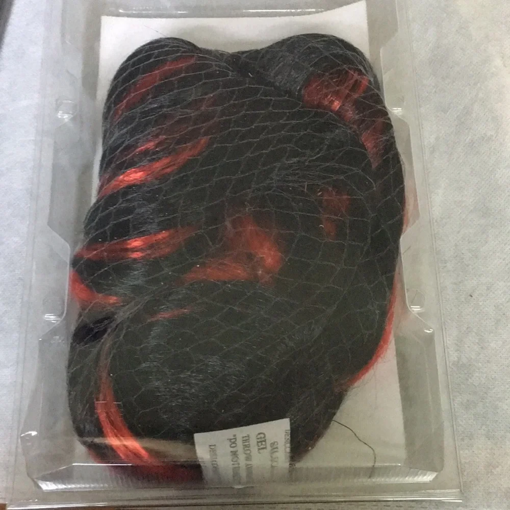 NWT Totally Ghoul Red & Black Wavy Wig - Picture 2 of 3